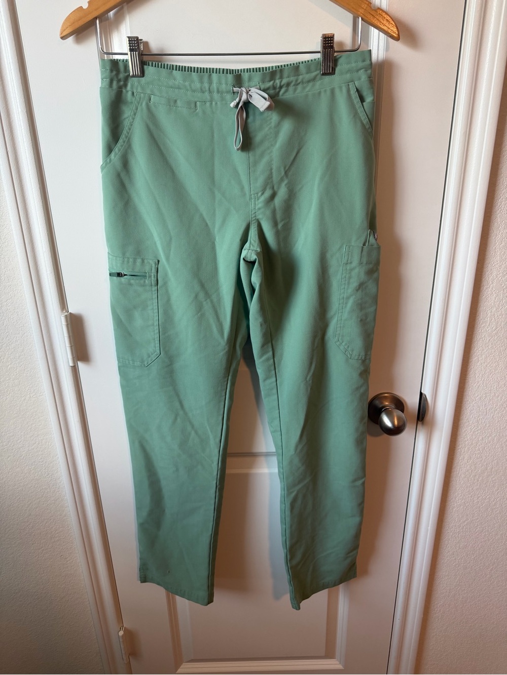 FIGS Scrubs Straight-Leg in Pale Green